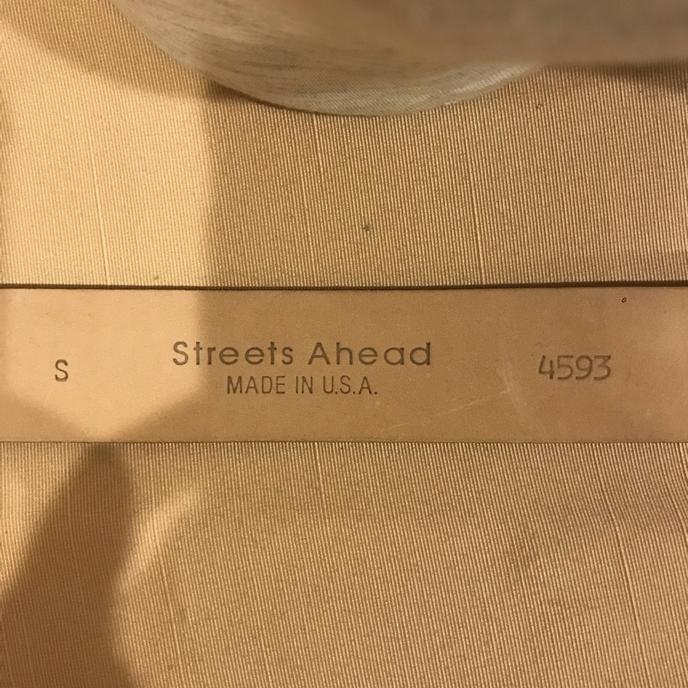 SOLD ON MERCARI!!! Streets Ahead metal and leather belt. Excellent used conditio - Picture 5 of 5